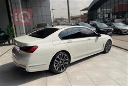 بي ام دبليو الفئة 7